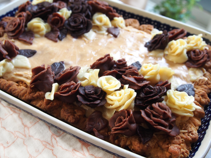 イースターのマズレックケーキ