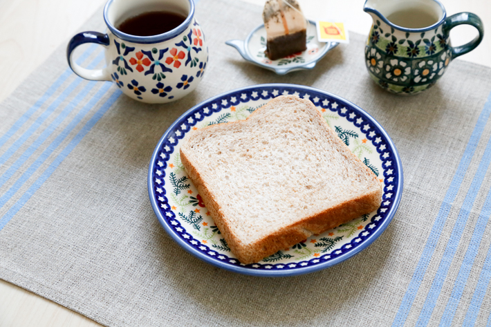 ポーランド陶器 平皿φ19cm
