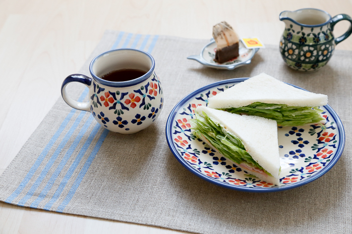 ポーランド陶器　平皿φ19cm