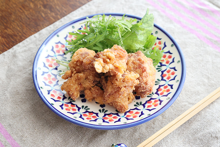 ポーランド陶器　平皿φ19cm